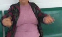 后妈爆料两个小孩视频在线观看,两个小孩视频在线观看事件始末