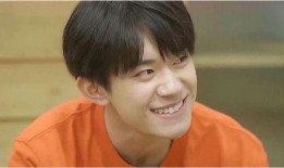 何炅爆料旅游视频,一场说走就走的旅行，带你领略未知美景