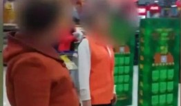 网友爆料辣辣在沙特的视频,网友曝光精彩瞬间