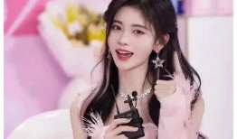 娱乐圈吃瓜鞠婧祎是谁,娱乐圈的“吃瓜”焦点，揭秘她的星途历程