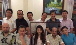 她在胡志明市在线观看,一场跨越时空的视觉盛宴