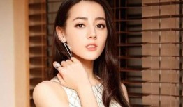 扒爷爆料新疆女星视频播放,网络热议引发伦理争议