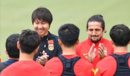 记者最新爆料引爆争议,真相背后竟隐藏如此惊天秘密！