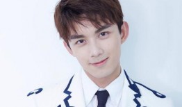 赵露思吴磊圈内人爆料,圈内人爆料，甜蜜互动引热议